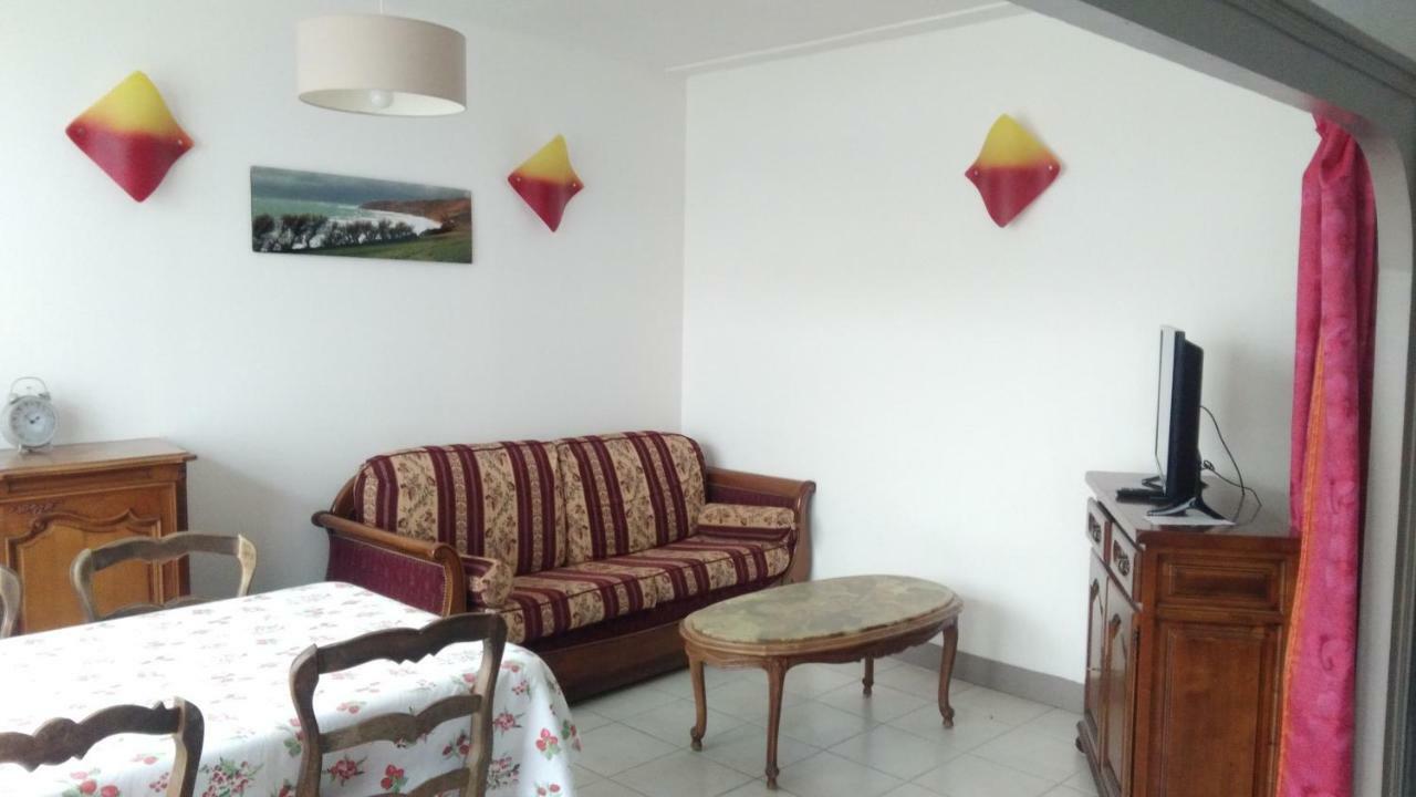 Gite Le Relais Apartment Saint-Pierre-Église Екстериор снимка